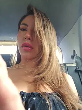 Karen San Miguel online show from December 2025 04:58:01 PM