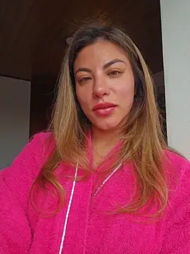 Karen San Miguel online show from April 2026 07:19:02 PM