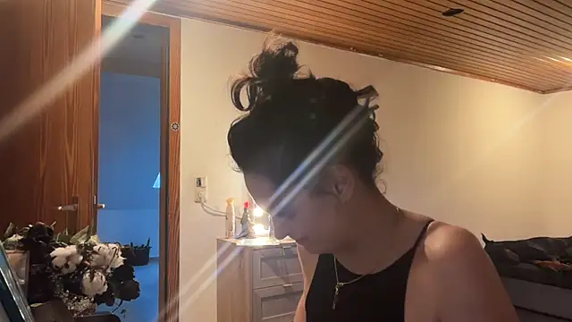 Snapshot of JeSuisUnTapin chatting on December 2025 03:08:01 PM JeSuisUnTapin online show from December 2025 03:08:01 PM