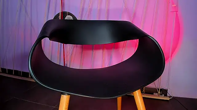 Snapshot of MrShaggy chatting on February 2025 04:03:01 PM MrShaggy online show from February 2025 04:03:01 PM