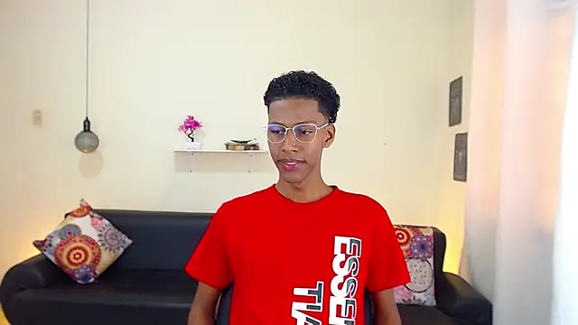 maiki18  online show from February 2025 01:55:01 PM