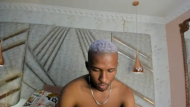 Snapshot of JamesParck chatting on February 2025 03:12:02 PM JamesParck online show from February 2025 03:12:02 PM