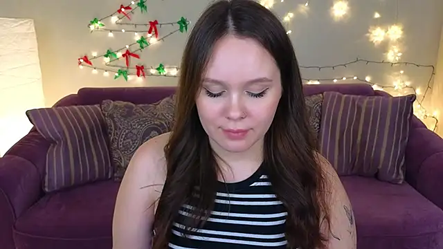 Snapshot of miki_miki_cutie_ chatting on December 2024 05:23:01 AM miki miki cutie online show from December 2024 05:23:01 AM