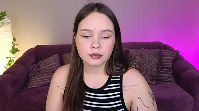 Snapshot of miki_miki_cutie_ chatting on January 2025 04:50:02 PM miki miki cutie online show from January 2025 04:50:02 PM