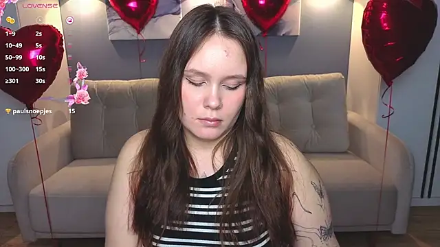 Snapshot of miki_miki_cutie_ chatting on February 2025 11:09:01 PM miki miki cutie online show from February 2025 11:09:01 PM