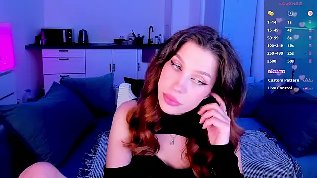 tenderdreams online show from November 2025 07:03:01 PM