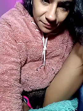 Leslly  online show from March 2026 06:03:01 AM