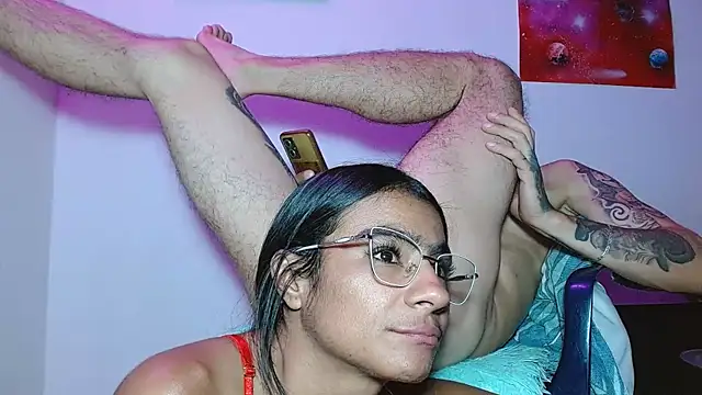 Snapshot of Leslly_ chatting on June 2026 02:33:01 PM Leslly online show from June 2026 02:33:01 PM