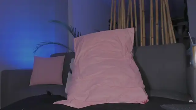 danna v online show from January 2025 09:08:01 AM