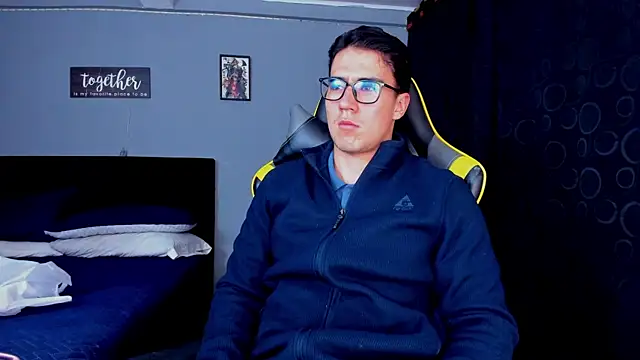 owengray2n online show from September 2025 02:45:01 AM