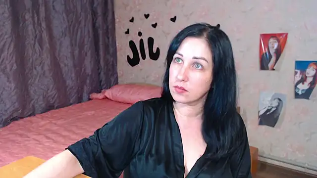 JillStevens online show from November 2025 03:34:01 AM