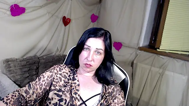 Snapshot of JillStevens chatting on June 2026 06:51:02 PM JillStevens online show from June 2026 06:51:02 PM