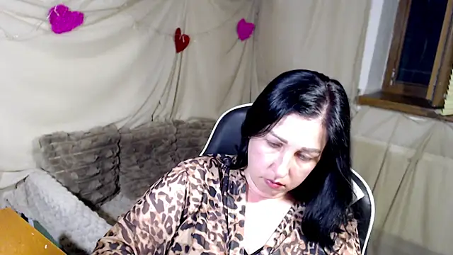 Snapshot of JillStevens chatting on June 2026 07:57:01 PM JillStevens online show from June 2026 07:57:01 PM