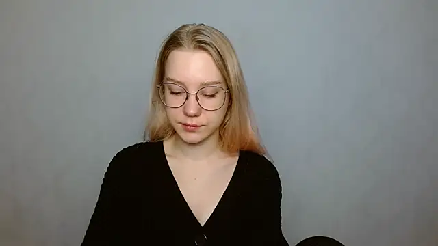 cindi hot online show from January 2025 10:22:02 AM