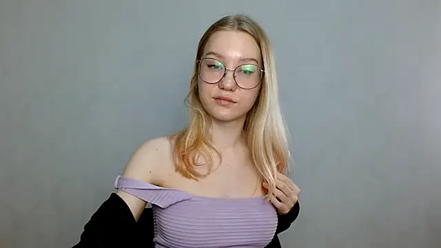 cindi hot online show from February 2025 12:51:02 PM