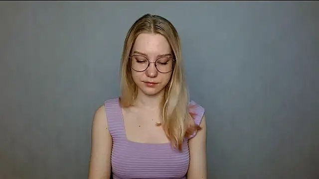 cindi hot online show from March 2025 08:59:01 AM