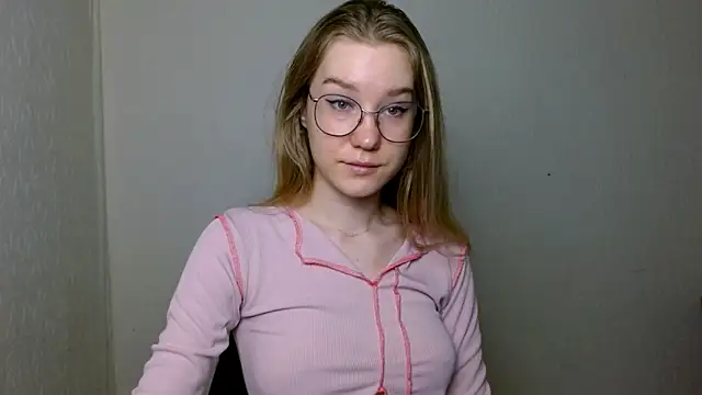 cindi hot online show from December 2025 11:08:02 AM