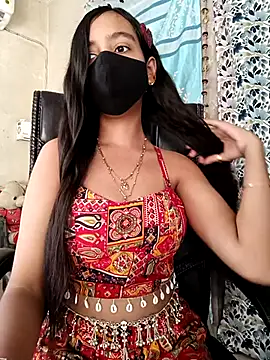 Parinaaz18 online show from September 2025 01:49:02 AM