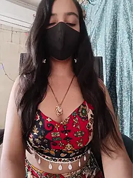 Snapshot of Parinaaz18 chatting on June 2026 03:36:01 AM Parinaaz18 online show from June 2026 03:36:01 AM