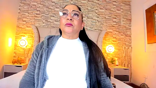 Gina Myers online show from October 2025 12:22:02 PM