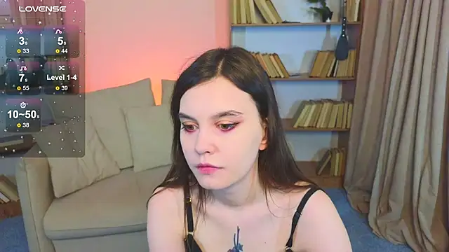 SusieMorris online show from February 2025 02:47:02 AM