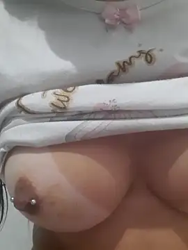 AmandaS2k online show from November 2025 01:37:01 AM