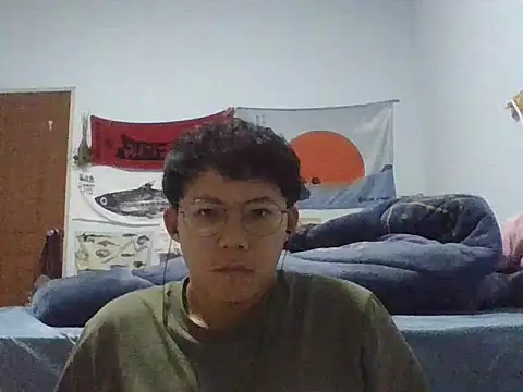 ZHIIz online show from February 2026 12:17:02 PM