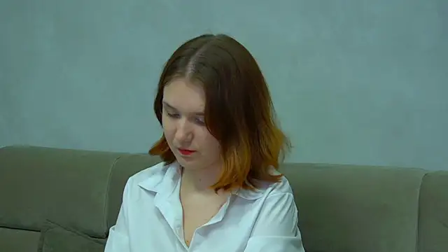 LessySmith online show from April 2026 04:37:01 PM