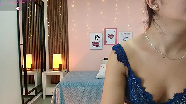 alina martinelli online show from November 2025 10:59:02 AM