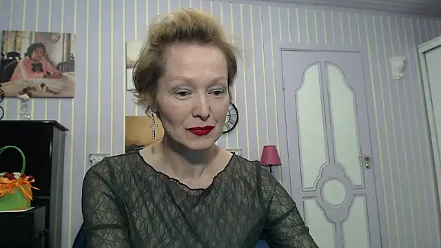 Marquise555 online show from April 2026 04:04:02 PM