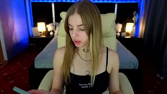 Snapshot of Lexi_Si chatting on September 2025 06:07:02 AM Lexi Si online show from September 2025 06:07:02 AM