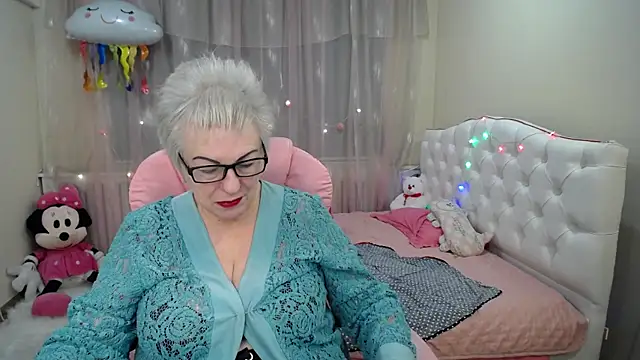 KayleSmoll online show from January 2025 01:19:01 AM