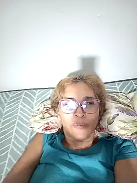 leona- online show from February 2025 02:16:02 PM