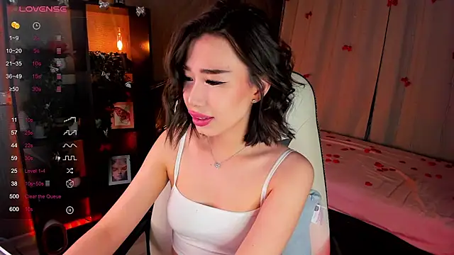 sensualily online show from February 2026 04:19:02 PM