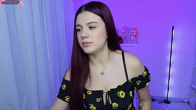 Snapshot of Layla_castilloo chatting on June 2026 02:22:01 AM Layla castilloo online show from June 2026 02:22:01 AM