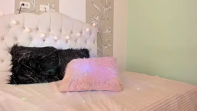 Esteff  o2 online show from January 2025 07:38:02 PM