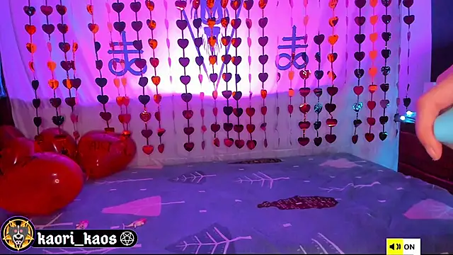 kaos room online show from February 2025 02:22:02 AM