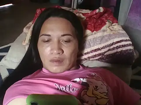 Snapshot of iaradias chatting on October 2025 12:38:01 PM iaradias online show from October 2025 12:38:01 PM