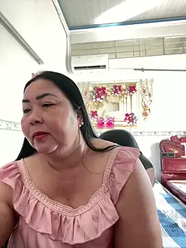 Snapshot of NDith chatting on March 2026 01:32:01 AM NDith online show from March 2026 01:32:01 AM