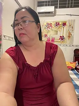 Snapshot of NDith chatting on April 2026 01:52:02 PM NDith online show from April 2026 01:52:02 PM