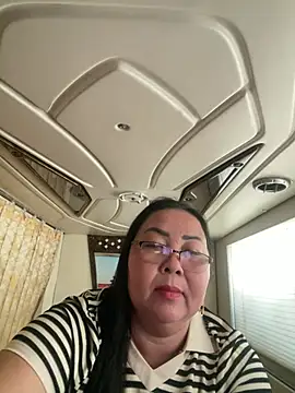 Snapshot of NDith chatting on April 2026 07:38:02 AM NDith online show from April 2026 07:38:02 AM