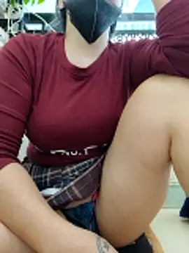 lyna bl online show from December 2025 03:37:02 AM