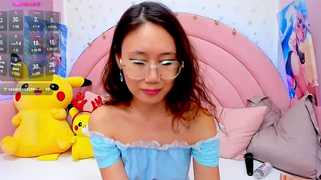 Nao  Chan  online show from January 2025 04:37:01 AM