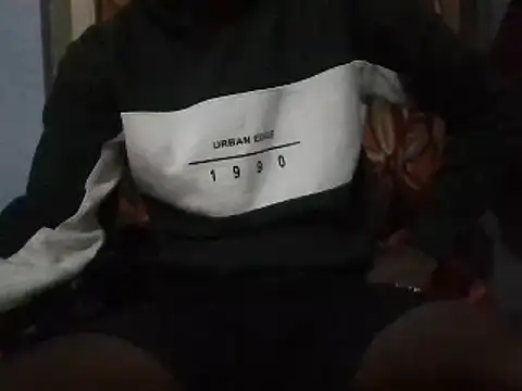 Snapshot of TeluguModda99 chatting on December 2024 04:28:02 PM TeluguModda99 online show from December 2024 04:28:02 PM