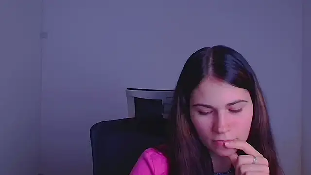 Loon Amore online show from December 2024 07:12:02 PM