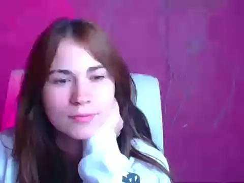 Loon Amore online show from October 2025 07:06:01 AM