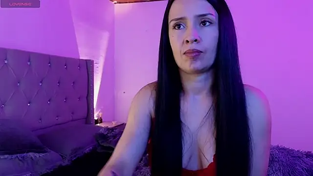 cristal hilton 10 online show from January 2026 11:26:01 AM