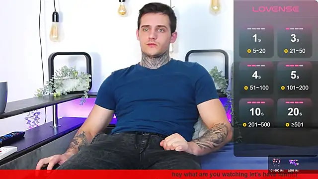 Snapshot of CarterCole chatting on January 2025 09:47:01 AM CarterCole online show from January 2025 09:47:01 AM