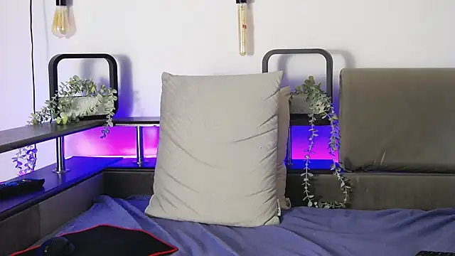 Snapshot of CarterCole chatting on January 2025 02:07:01 PM CarterCole online show from January 2025 02:07:01 PM