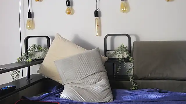 Snapshot of CarterCole chatting on February 2025 11:30:01 AM CarterCole online show from February 2025 11:30:01 AM